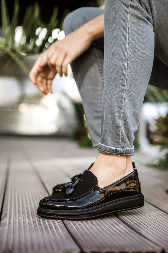 0000174_ch002-rst-loafer-verniciata-erkek-ayakkabi-siyah.webp